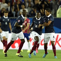 Dua Gol Matuidi Antar Prancis Taklukkan Serbia 2-1