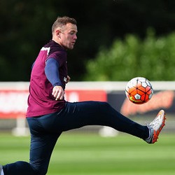 Rooney Belum Berpikir Pensiun dari Timnas Inggris