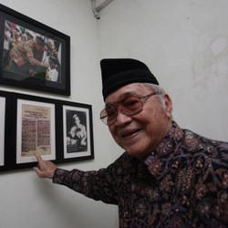 Maulwi Saelan, RD, dan Ravi: Tangkas di Lapangan, Disiplin di Barak