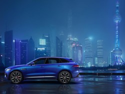 SUV Pertama Jaguar Mulai Menggoda