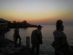 Menikmati Sunset di Kalasey, Minahasa