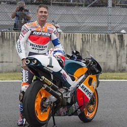 Johnny Depp Berencana Buat Film Dokumenter Tentang Mick Doohan