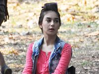 Begini Penampilan si Cantik Irish Bella di Balik Layar