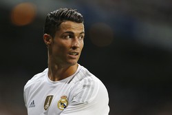 Harga Satu Tweet Ronaldo: Rp 3,7 Miliar!