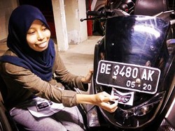 Echi Naik Kursi Roda dan Yamaha NMAX