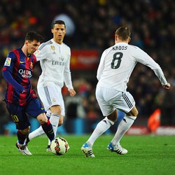 Perebutan Juara La Liga Masih Antara Barca dan Madrid