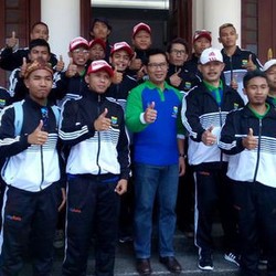 Walikota Bandung Lepas Keberangkatan Tim Homeless World Cup Indonesia