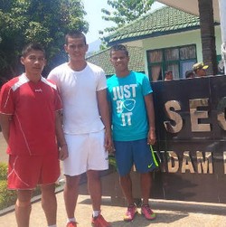 Tak Hanya Pesepakbola yang Gabung ke Secaba