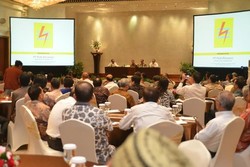 Cara Sudirman dan Rini Soemarno Yakinkan Investor di Proyek 35.000 MW