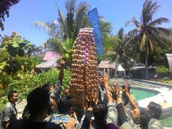 Tiba di Desa Wisata Bubohu, Berebut Kue Walimah