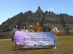 Jatuh Cinta, Blogger Tiongkok Heboh Promosi Borobudur & Prambanan
