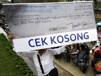 Puluhan Partner Bisnis Bakrie Tuntut Pelunasan Hutang