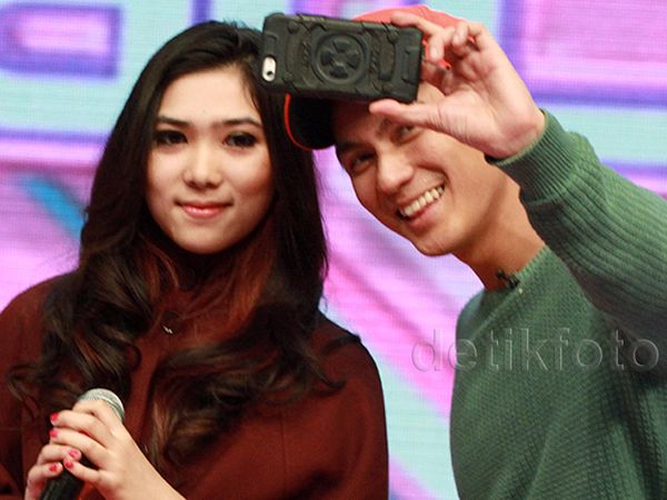 Baim Wong Nge-fans Berat dengan Isyana Sarasvati