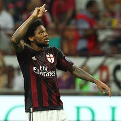 Luiz Adriano Tak Masalah Dimainkan dengan Bacca dan Balotelli