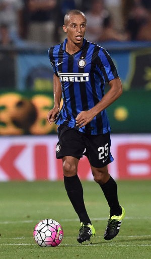 Miranda Diragukan Tampil Lawan Milan
