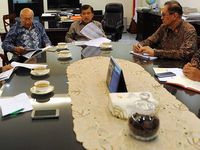 Kembali Berkantor, JK Langsung Pimpin Rapat Internal