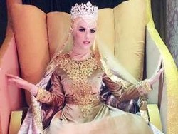 Ingin Eksis di Panggung Hiburan, Angel Lelga Berusaha Bagi Waktu