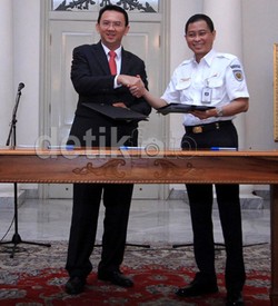 Ahok Serahkan Lelang Operator LRT ke Jonan