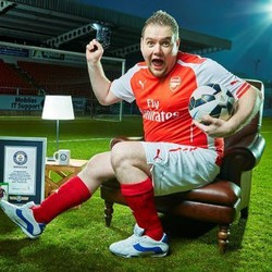 Main FIFA 15 2 Hari Tanpa Henti, Fans Arsenal Ukir Rekor