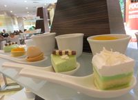 Enaknya Cheese Cake dan Surabi Bandung yang Manis Lembut