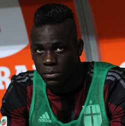Balotelli Ingin Sekali Tampil dalam Derby