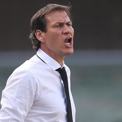 Garcia Buka Peluang Duetkan Dzeko-Totti