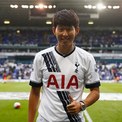 Son Heung-Min: Larangan Punya Mobil Warna Merah dan Perbandingannya dengan Park Ji-Sung