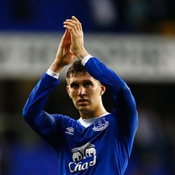 Everton Tak Pernah Berpikir Sedetik pun Menjual Stones