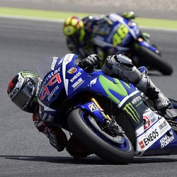 Lorenzo Punya Kecepatan, tapi Rossi Masih Seperti Monster