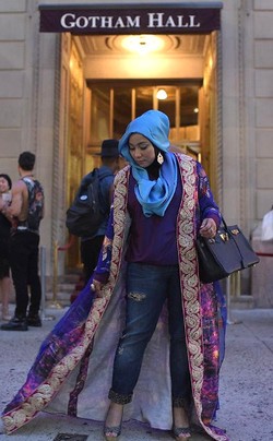 Nonton Fashion Week di NY, Anniesa Hasibuan Dipuji Desainer Amerika