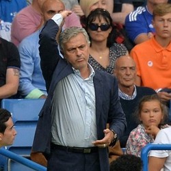 Chelsea Jeblok di Awal Musim, Mourinho Tidak Akan Pergi