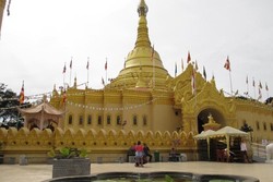 Berastagi Juga Punya Pagoda Keren Seperti di Myanmar