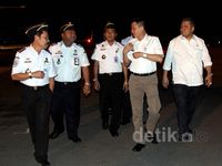 Menhub Ignasius Jonan Kunjungi Bandara Kalimarau