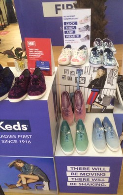 Keds Rilis Koleksi Sneakers yang Didesain Langsung oleh Taylor Swift