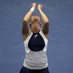 Pennetta Pertama ke Final Grand Slam, Juara, lalu Umumkan Akan Pensiun