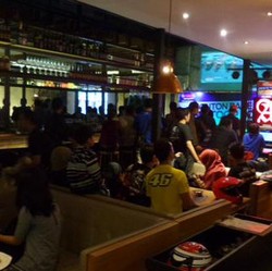 Penggemar MotoGP di Bandung Padati Tempat Nobar Detiksport