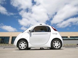 Google Rekrut Veteran Otomotif untuk Mobil Tanpa Sopir