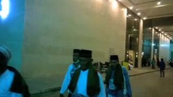 Pak Menteri Minta Sarapan Bubur Kacang Hijau dan Susu!