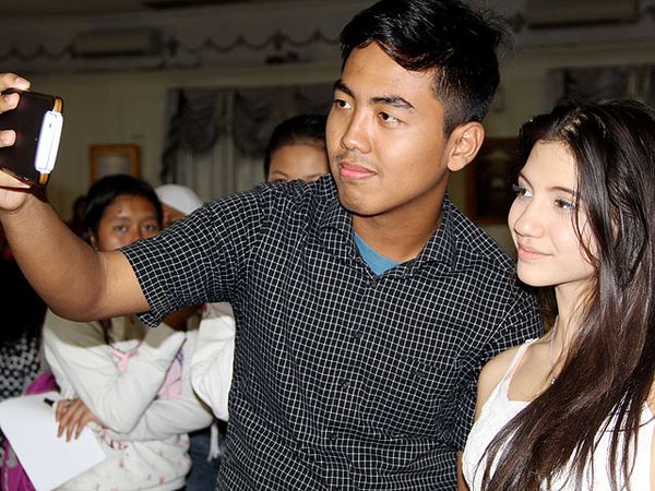 Yuk, Intip Keseruan Meet and Greet Cassandra Lee di Semarang!