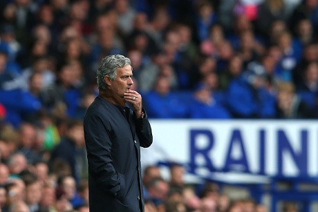 Mourinho Soal Degradasi, Pengungsi, dan Komputer Rusak