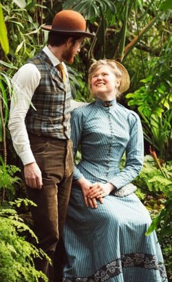 Era Sudah Canggih, Suami Istri Ini Pilih Hidup Seperti Zaman Kuno