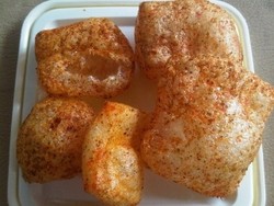 Kriuk Renyah Kerupuk Kulit Bisa Jadi Mengandung Bahan Tak Halal