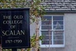 Muncul Penampakan Hantu Biarawan Berjubah di Skotlandia