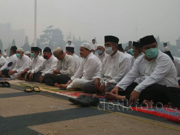 Warga Pekanbaru Gelar Salat Istisqa