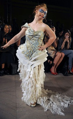 Madeline, Model Down Syndrome yang Tampil Memukau di New York Fashion Week