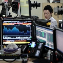 Rupiah Loyo, IHSG Lesu