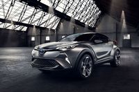 Toyota C-HR Kian Mempesona