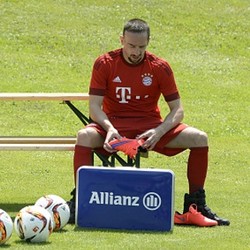 Bayern Yakin Ribery Akan Kembali Beraksi Sebelum Tahun Berganti