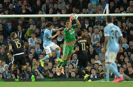 Allegri Sanjung Para Pemainnya, Terutama Buffon