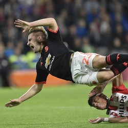 Soal Tekel Moreno pada Shaw, Van Gaal: Silakan Nilai Sendiri